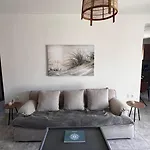Zoe's House W/ Panoramic View 2br Ac 5min Walk Dt Lejlighed