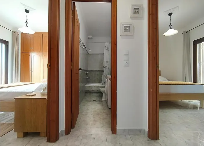 Zoe's House W/ Panoramic View 2br Ac 5min Walk Dt Karpathos