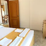 Апартаменты Zoe's House W/ Panoramic View 2br Ac 5min Walk Dt