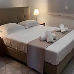 Апартаменты Zoe's House W/ Panoramic View 2br Ac 5min Walk Dt