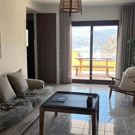 Zoe's House W/ Panoramic View 2br Ac 5min Walk Dt * Karpathos