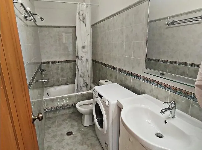 Zoe's House W/ Panoramic View 2br Ac 5min Walk Dt Karpathos Town (Pigadia)