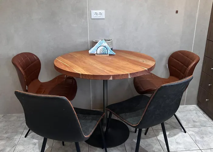 Zoe's House W/ Panoramic View 2br Ac 5min Walk Dt Apartment