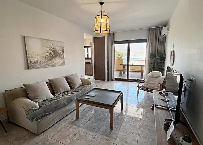 Zoe's House W/ Panoramic View 2br Ac 5min Walk Dt Karpathos Town (Pigadia)